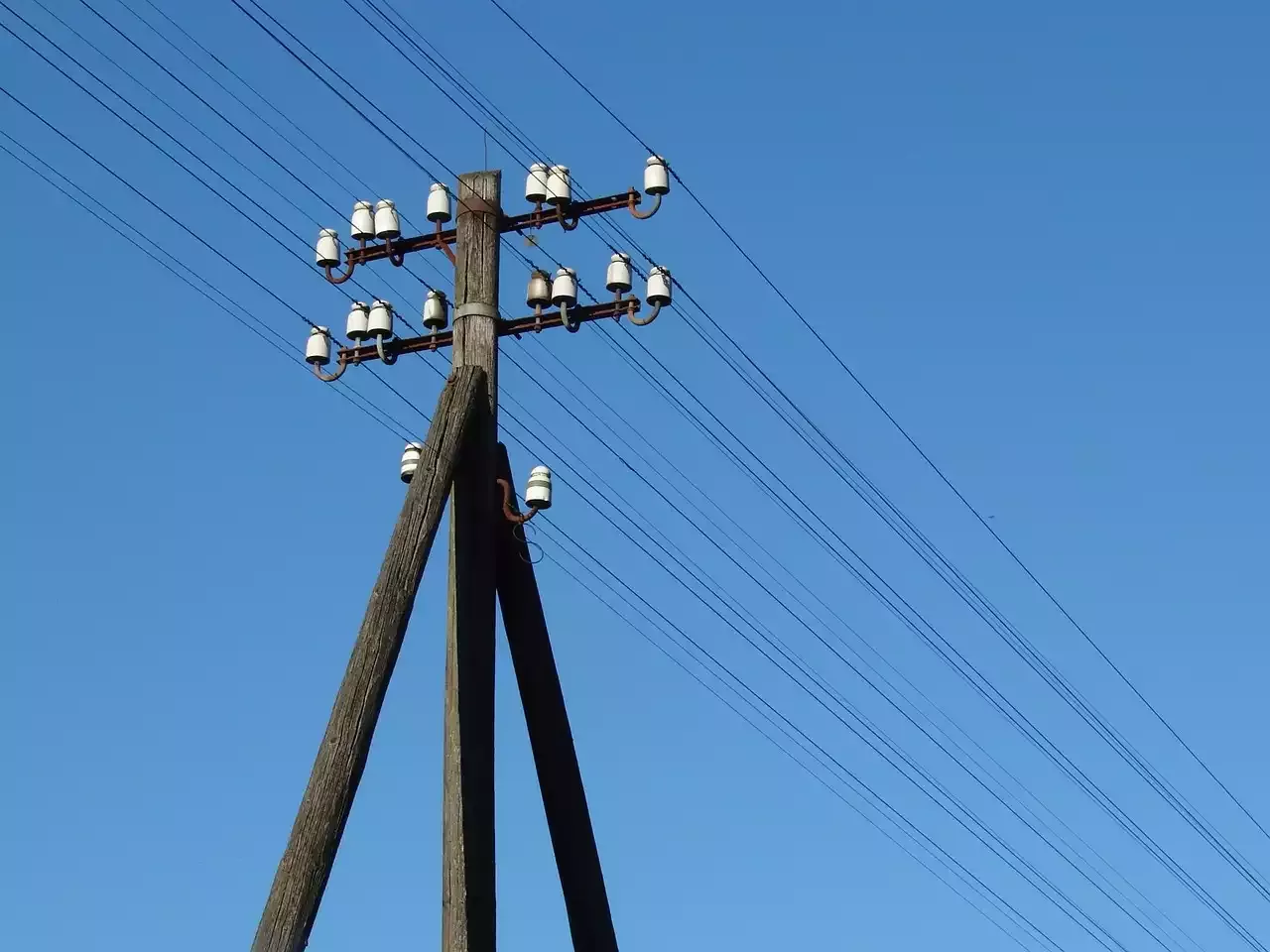 נפטון, כוכב הלכת השלישי בגודלו